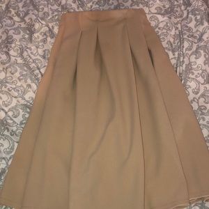 Cream colored skirt